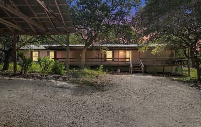 184  Linda, Canyon Lake, TX 78133 — photo 3