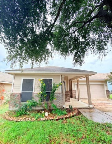 6711  Buckhorn Cliff