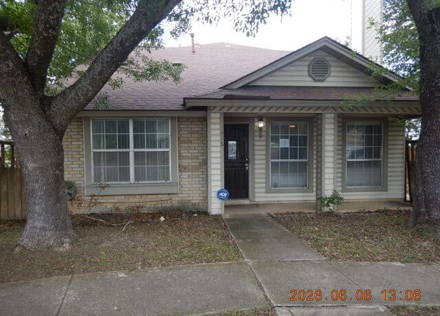 616 Fern Meadow Dr