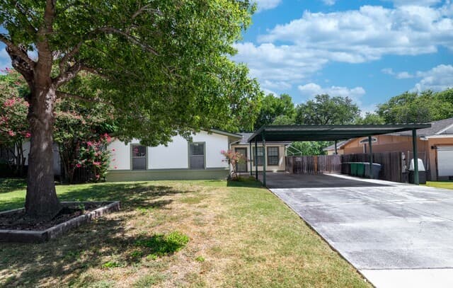 555  Dawnview