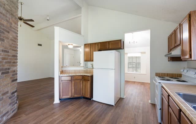 7803  Forest Ranch, Live Oak, TX 78233 — photo 12