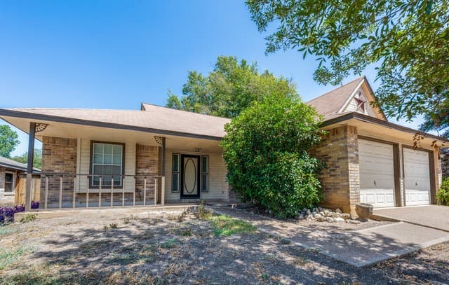 7803  Forest Ranch, Live Oak, TX 78233 — photo 2