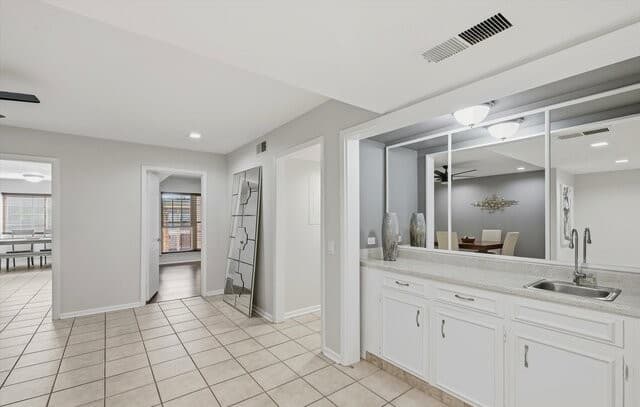 7500  Callaghan Unit APT 337, San Antonio, TX 78229 — photo 3