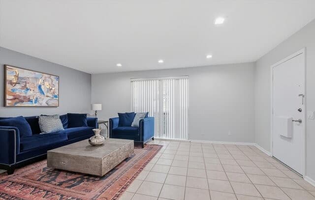7500  Callaghan Unit APT 337, San Antonio, TX 78229 — photo 5