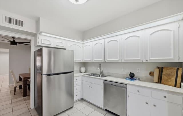 7500  Callaghan Unit APT 337, San Antonio, TX 78229 — photo 7