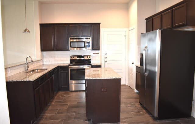 1187  Creekside Orch, New Braunfels, TX 78130 — photo 7