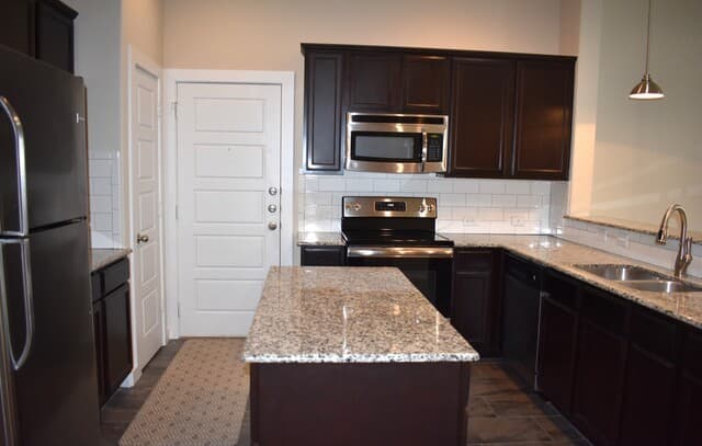 1187  Creekside Orch, New Braunfels, TX 78130 — photo 8