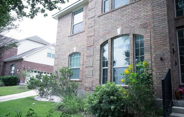 3325  Navasota, San Antonio, TX 78259 — photo 4