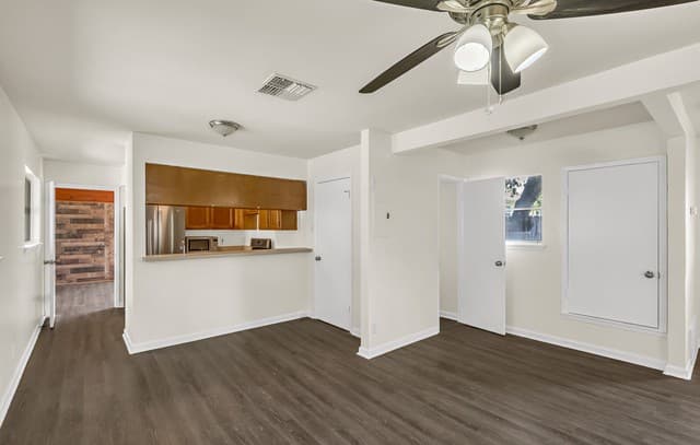 170  Sinclair Rd, San Antonio, TX 78222 — photo 12