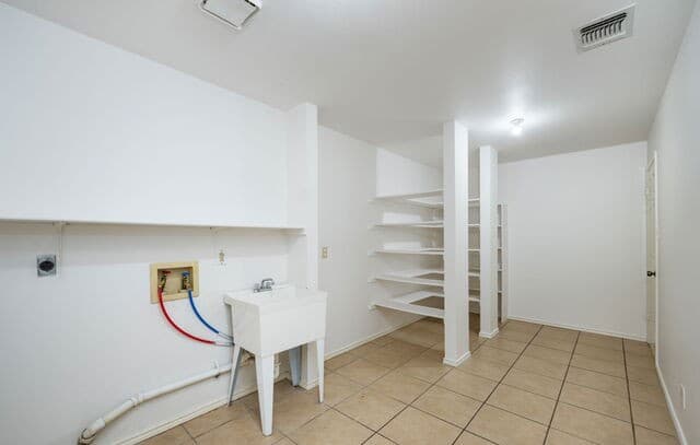 3322  Carnaby Creek Dr, San Antonio, TX 78247 — photo 11