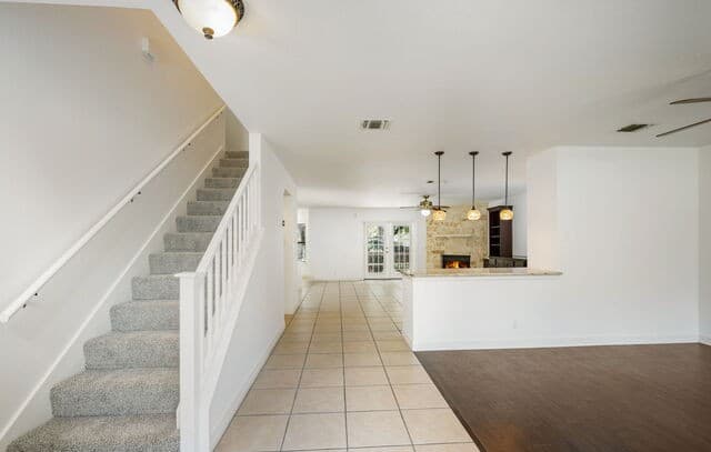 3322  Carnaby Creek Dr, San Antonio, TX 78247 — photo 2