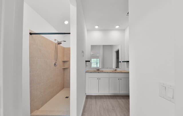 606  Bean Bnd, San Antonio, TX 78221 — photo 18