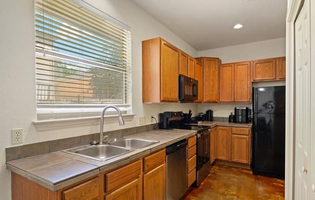 3017  Green Mountain Dr, New Braunfels, TX 78130 — photo 21