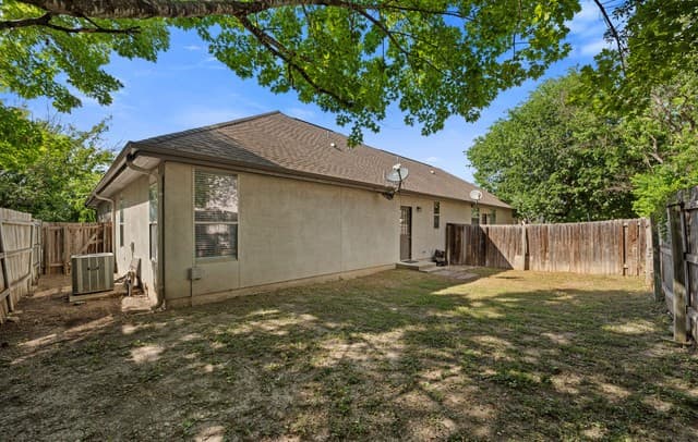 3017  Green Mountain Dr, New Braunfels, TX 78130 — photo 8