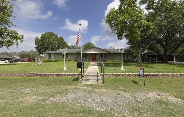 601 Poplar St