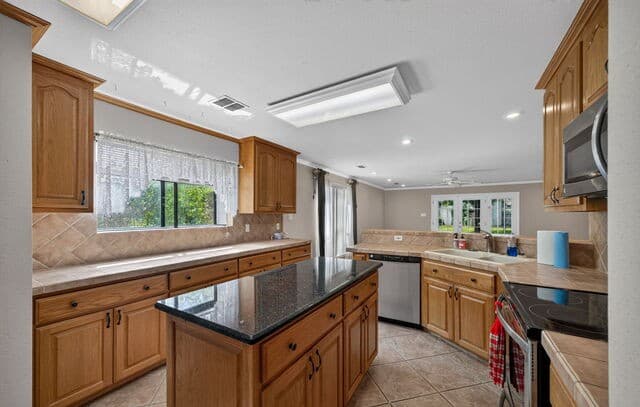 254 Quail Dr, Universal City, TX 78148 — photo 13