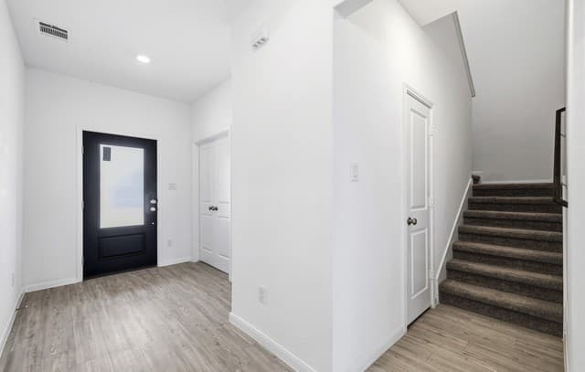 14014  Roller Mls, San Antonio, TX 78245 — photo 2