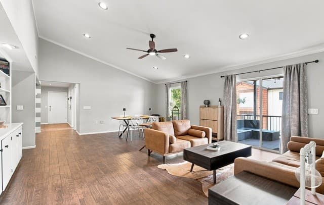 3803 Barrington St Unit 3D