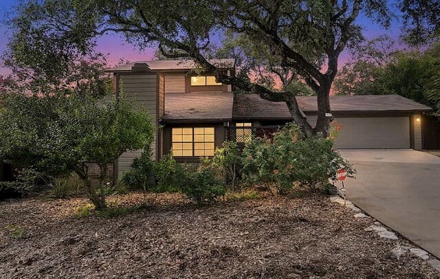 11206  Blue Waters, Helotes, TX 78023