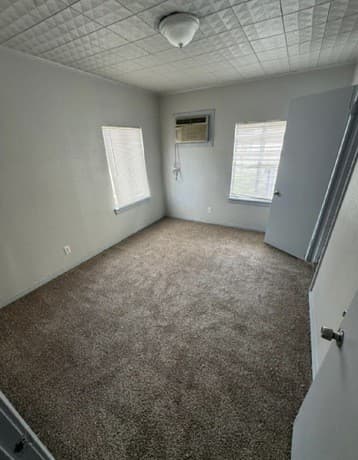 235  Gillette Blvd, San Antonio, TX 78221 — photo 10