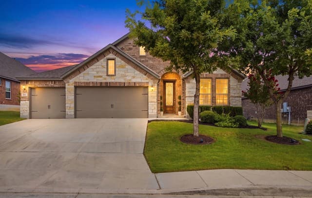 432 Whistlers Way