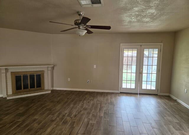 2914  Lakeland Dr, San Antonio, TX 78222 — photo 4