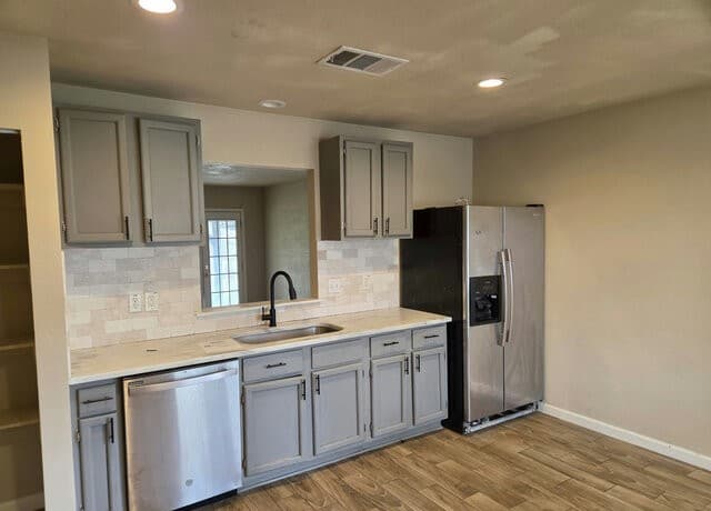 2914  Lakeland Dr, San Antonio, TX 78222 — photo 5
