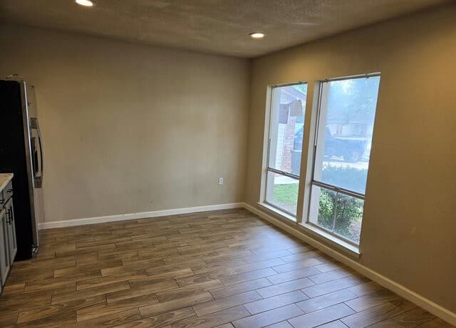 2914  Lakeland Dr, San Antonio, TX 78222 — photo 7