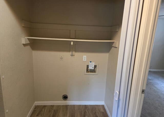 2914  Lakeland Dr, San Antonio, TX 78222 — photo 8