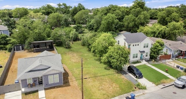 134  Stella St, San Antonio, TX 78203 — photo 4