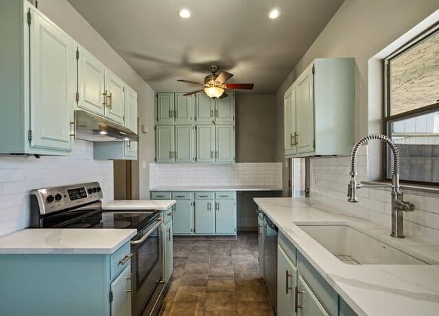 7123  Thrush View Lane Unit 32, San Antonio, TX 78209 — photo 17