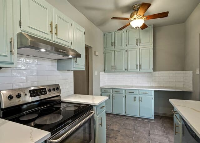 7123  Thrush View Lane Unit 32, San Antonio, TX 78209 — photo 18
