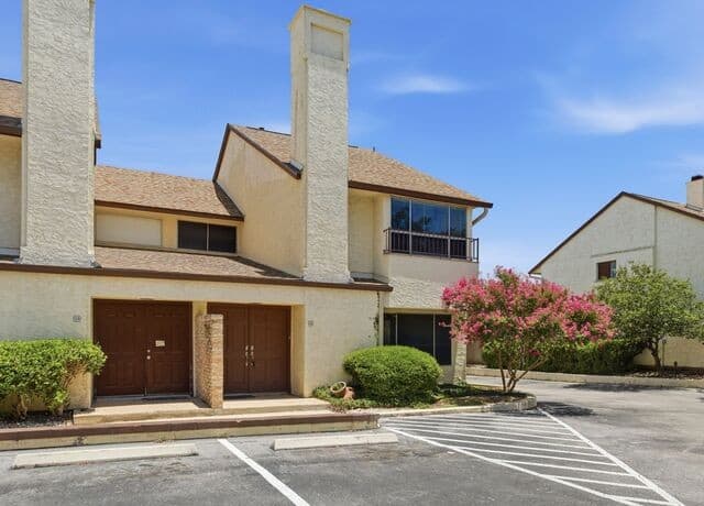 7123  Thrush View Lane Unit 32, San Antonio, TX 78209 — photo 2