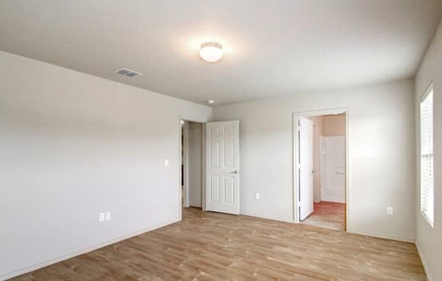 7522  Whispine, San Antonio, TX 78218 — photo 8