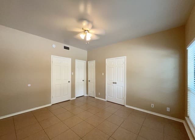 8655  Datapoint Drive Unit 801, San Antonio, TX 78229 — photo 18