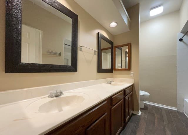 8655  Datapoint Drive Unit 801, San Antonio, TX 78229 — photo 20