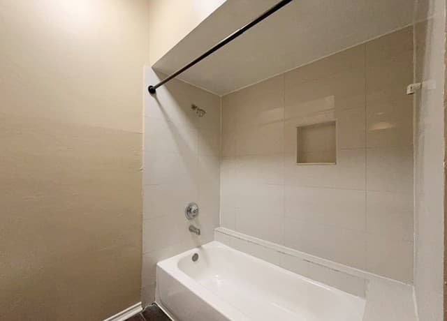 8655  Datapoint Drive Unit 801, San Antonio, TX 78229 — photo 21
