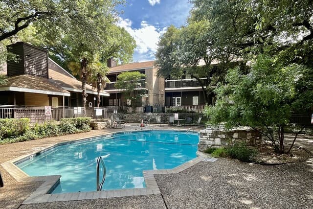 8655  Datapoint Drive Unit 801, San Antonio, TX 78229 — photo 7