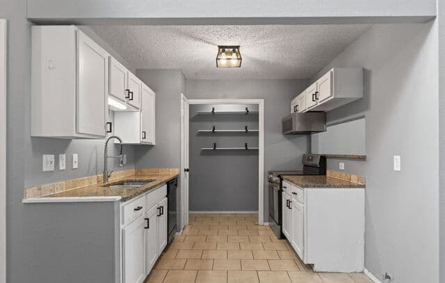 2415  Moss Ter, San Antonio, TX 78232 — photo 10