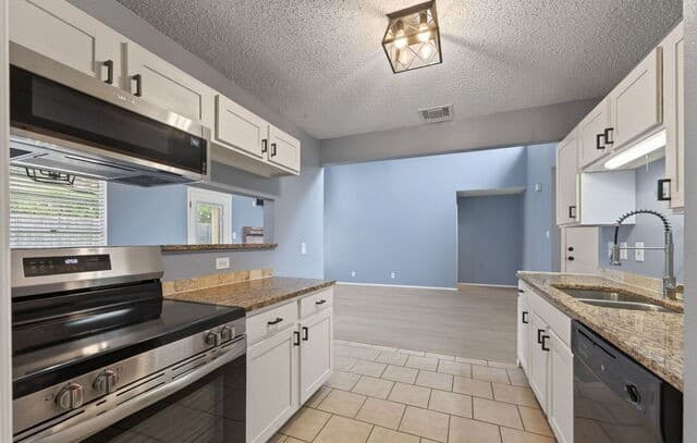 2415  Moss Ter, San Antonio, TX 78232 — photo 12