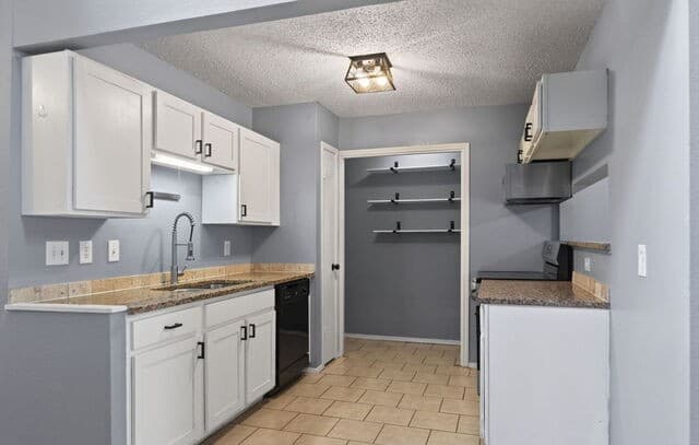 2415  Moss Ter, San Antonio, TX 78232 — photo 9