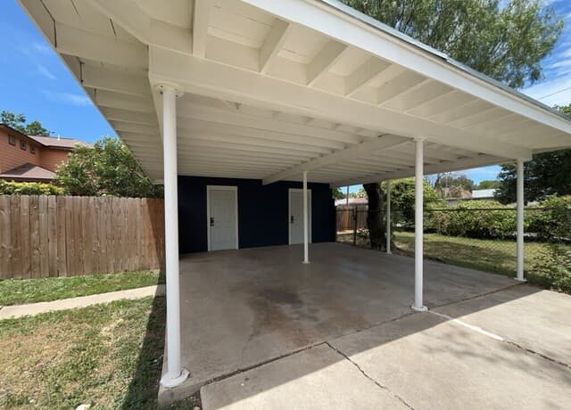 1703 W Mulberry Ave, San Antonio, TX 78201 — photo 3