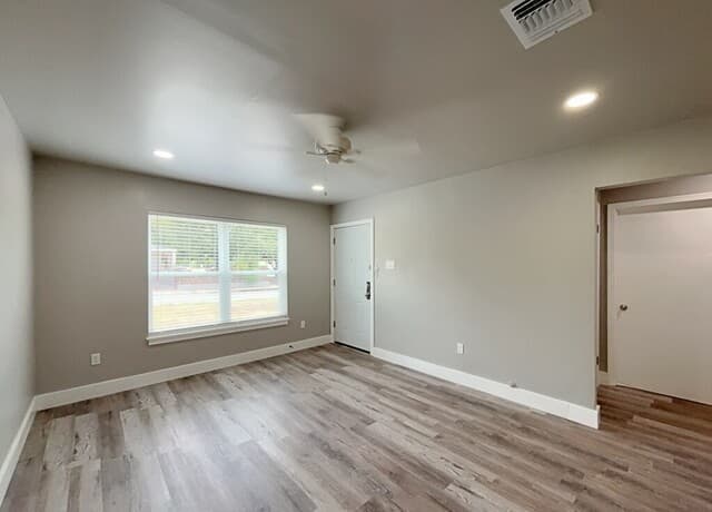 1703 W Mulberry Ave, San Antonio, TX 78201 — photo 8