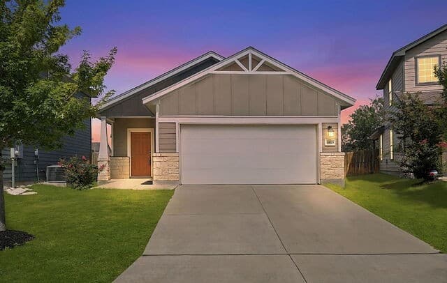 10019  Rancho Real