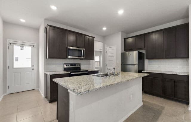 10019  Rancho Real, San Antonio, TX 78224 — photo 7