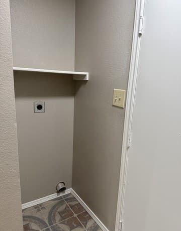 10158  Bastrop Crk, San Antonio, TX 78245 — photo 7