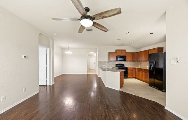 7110  Galaxy, San Antonio, TX 78252 — photo 11