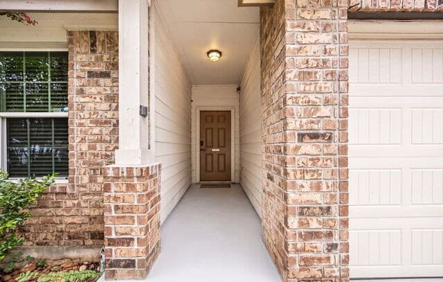 7110  Galaxy, San Antonio, TX 78252 — photo 4