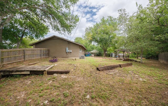 5255  Village Hvn, San Antonio, TX 78218 — photo 15