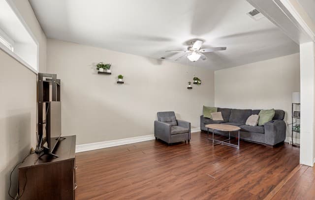 5255  Village Hvn, San Antonio, TX 78218 — photo 7